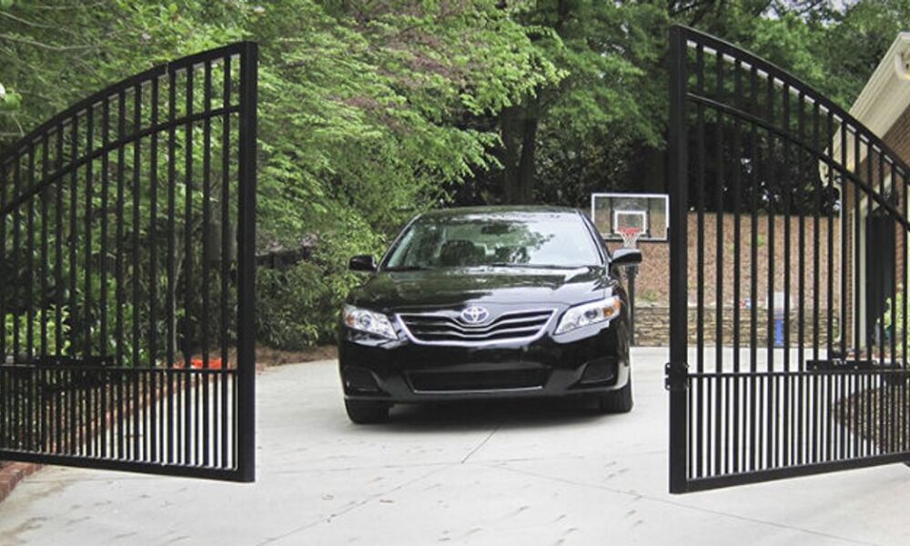 dallas-gate-repair-services:-keeping-your-automatic-gate-secure-and-functional